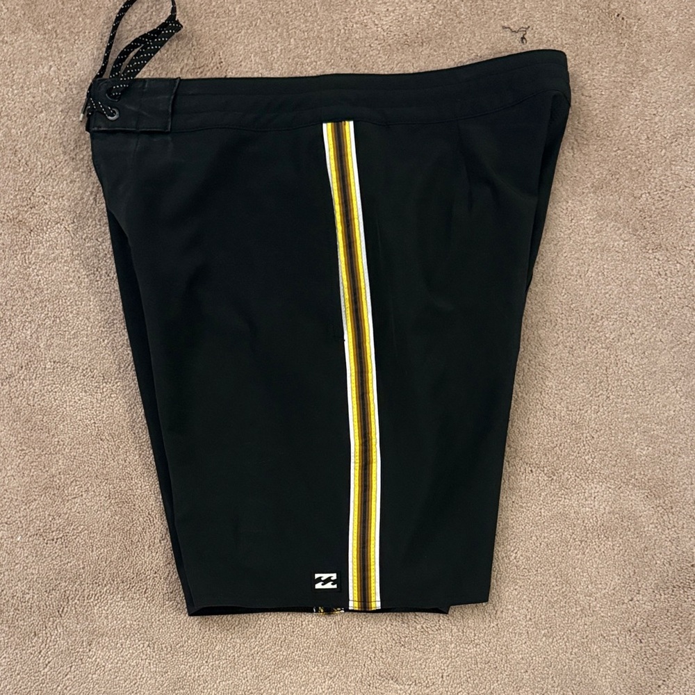 Billabong boardshorts sz 30